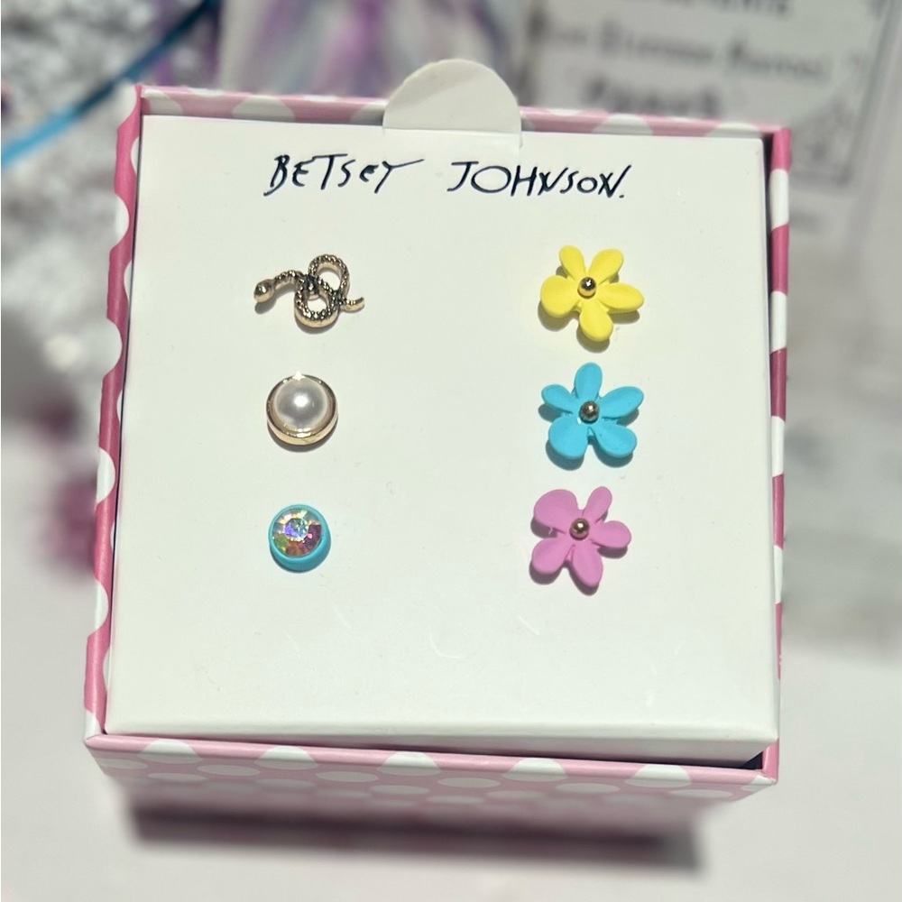 Betsey Johnson Stud Earrings Set